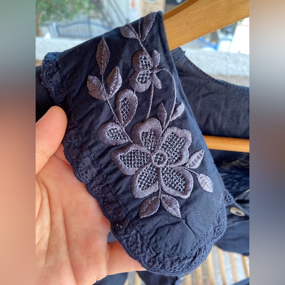 Floral Embroidery Cotton Crop Top. Size - XS - Picture 5 of 6